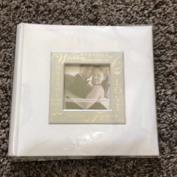 Wedding photo album - Picture 1 of 2